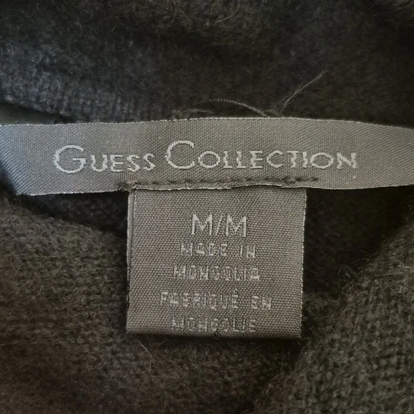 Guess Women’s Black Cashmere-Blend Luxury Knit Star Turtleneck Sweater – Size XS - Picture 2 of 3